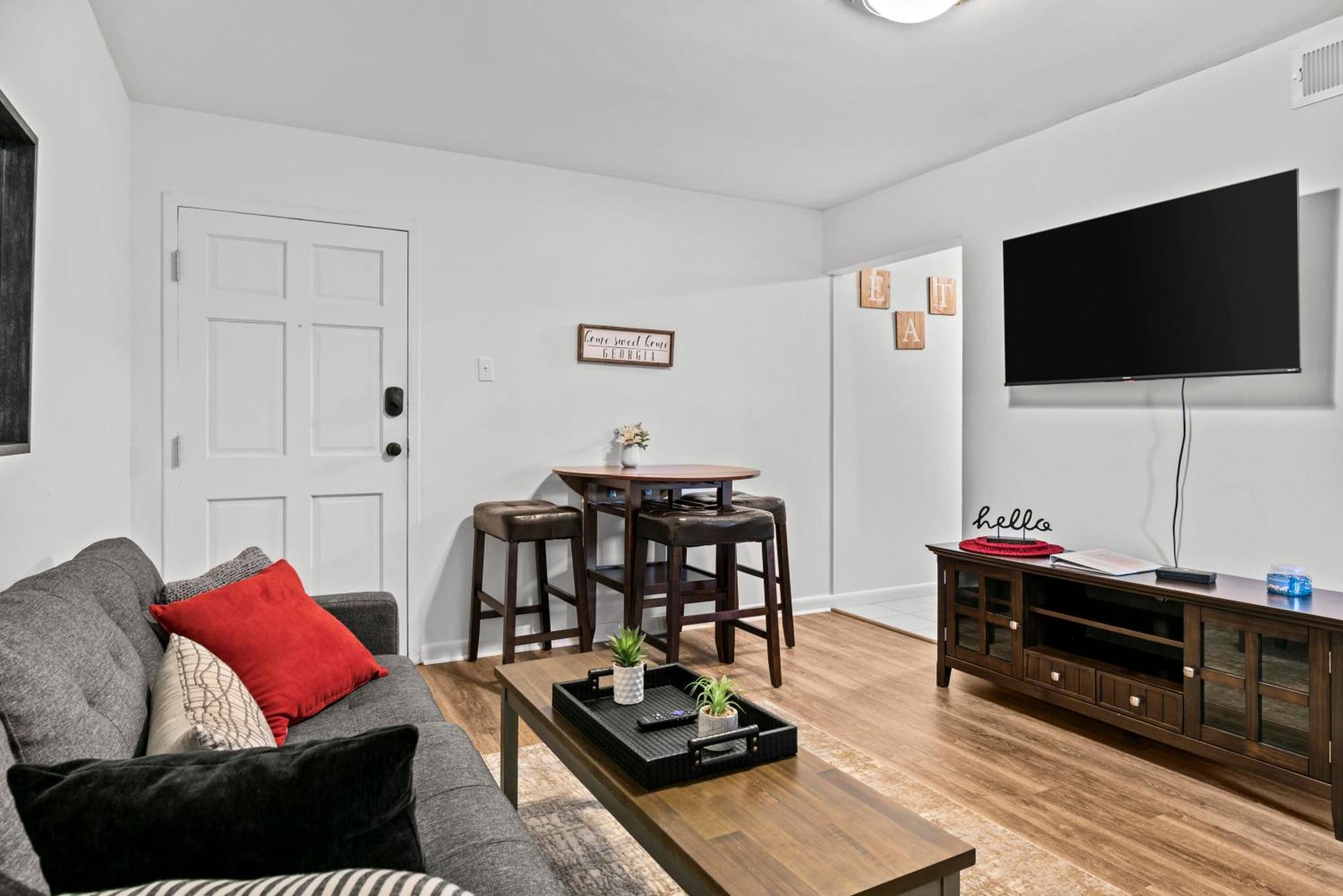 Classic City Getaway - 1 Mile Walk To Sanford Stadium! Athens Extérieur photo