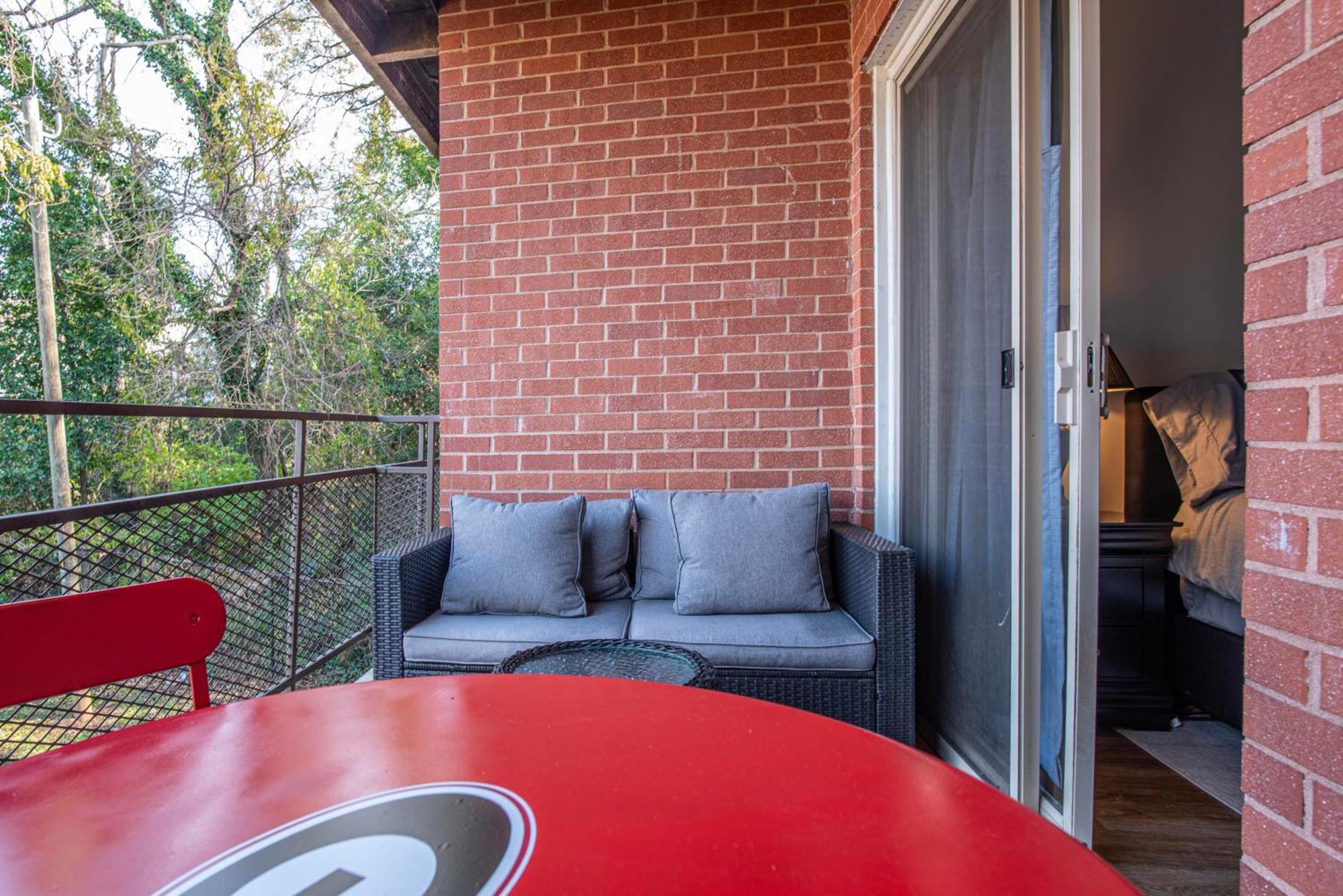 Classic City Getaway - 1 Mile Walk To Sanford Stadium! Athens Extérieur photo